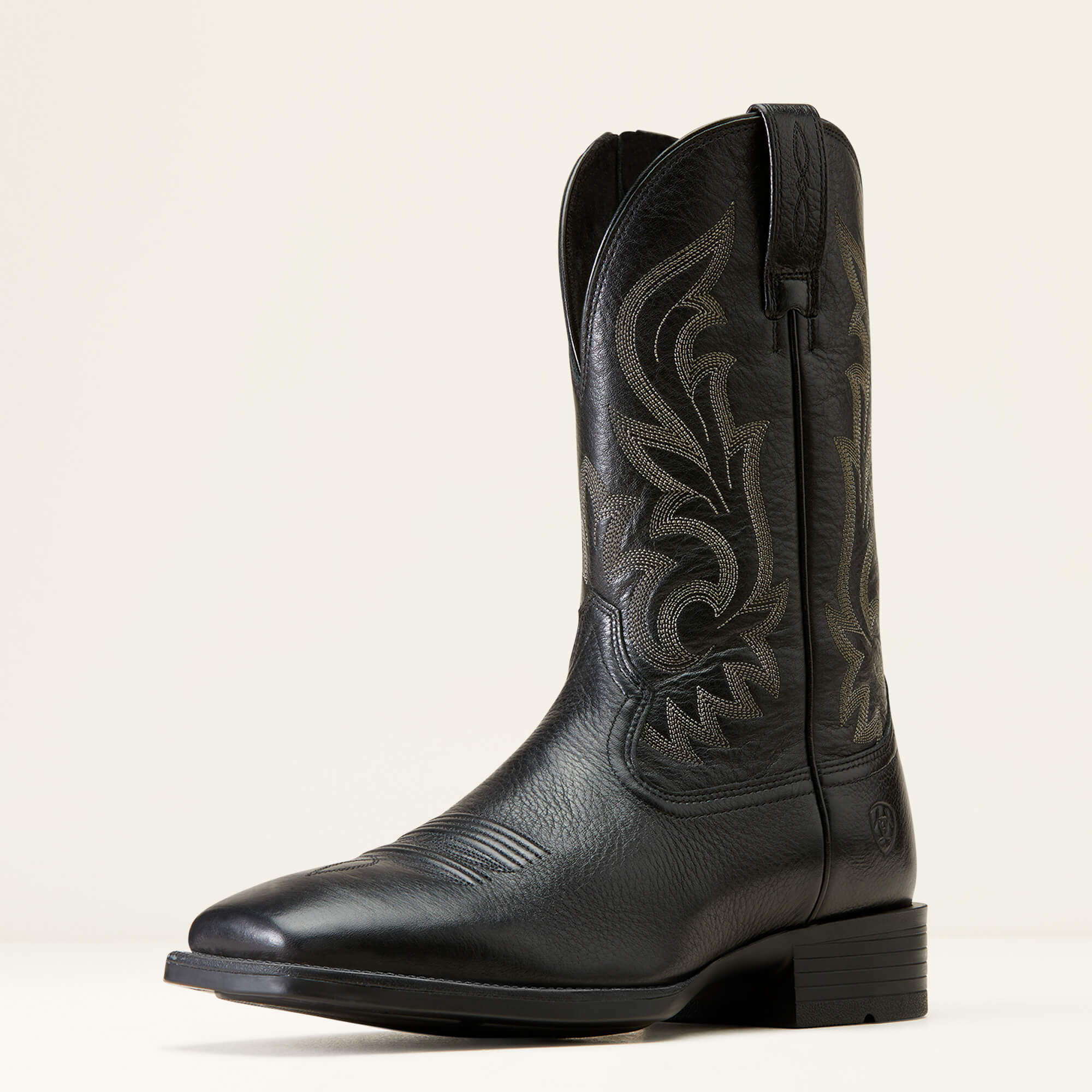 Ariat Men's Clothing, Boots, & Accessories - Harrisons USA